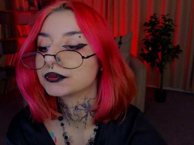 mistressmarcelline cam belle