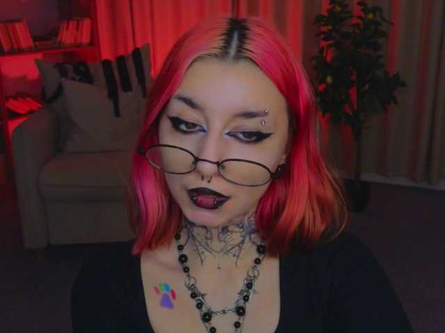 MistressMarcelline live webcam show