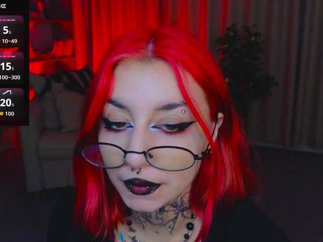 MistressMarcelline live cam on BongaCams