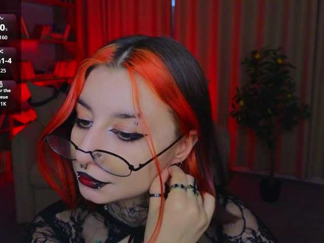 MistressMarcelline live cam on BongaCams