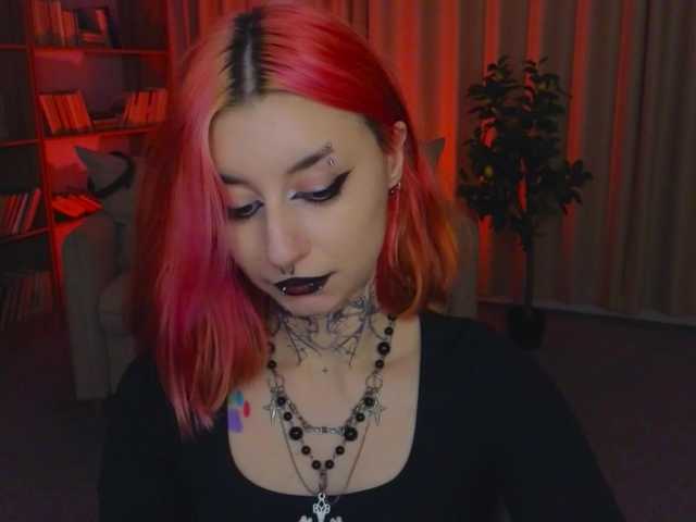 MistressMarcelline live cam on BongaCams