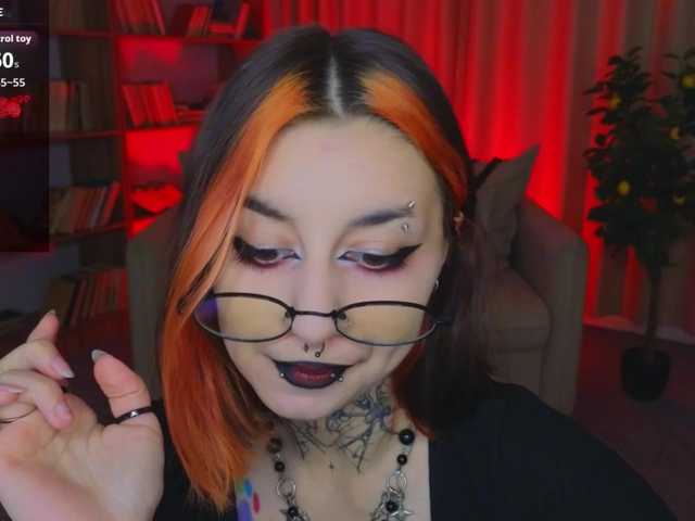 MistressMarcelline live cam on BongaCams