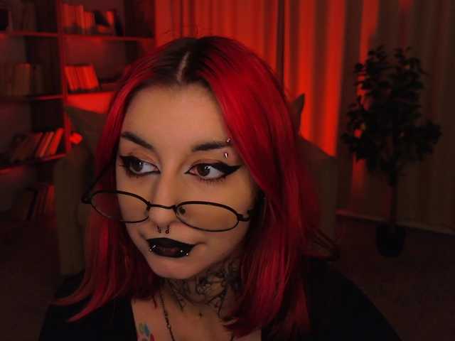 MistressMarcelline live cam on BongaCams