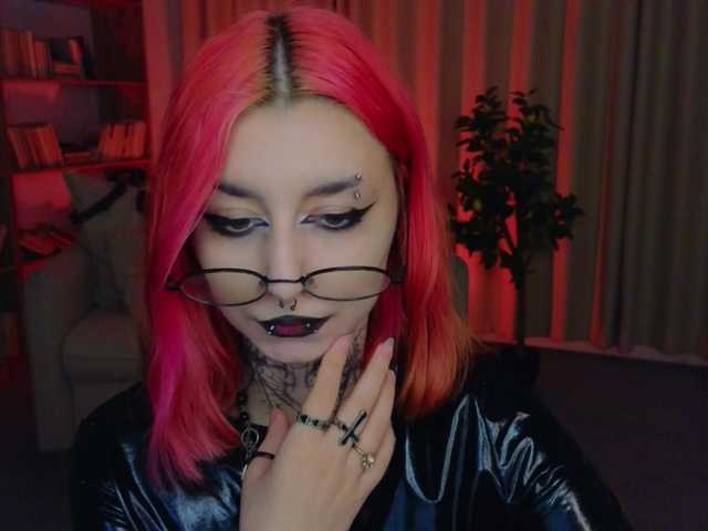 mistressmarcelline live sex show