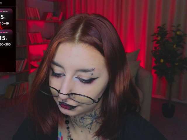 MistressMarcelline live cam on BongaCams