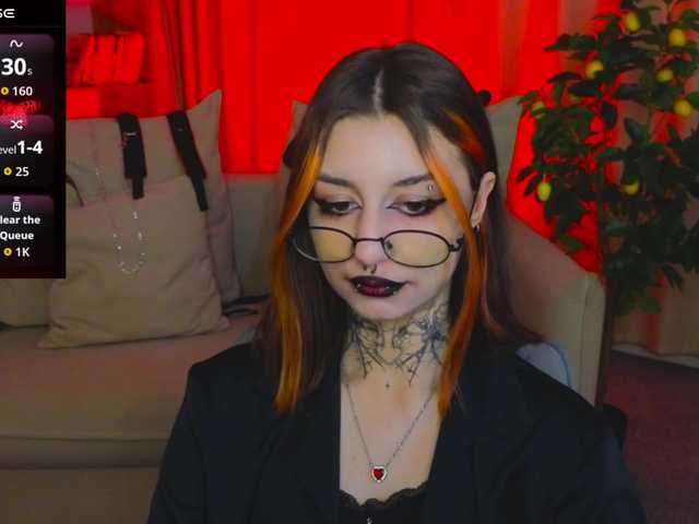 MistressMarcelline's BongaCams show and profile