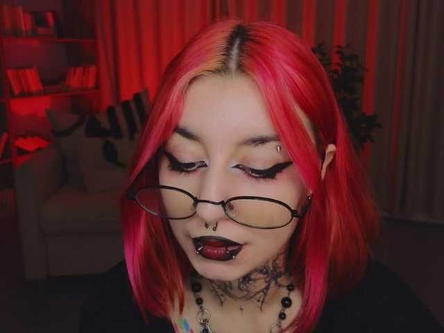MistressMarcelline live cam on BongaCams