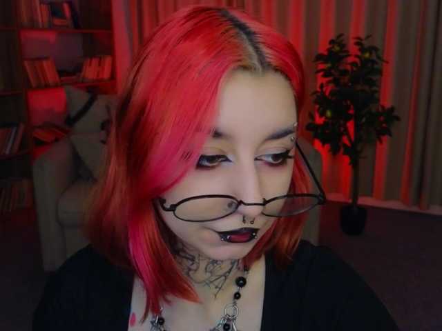 MistressMarcelline live cam on BongaCams