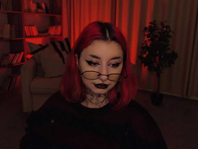 MistressMarcelline live cam on BongaCams