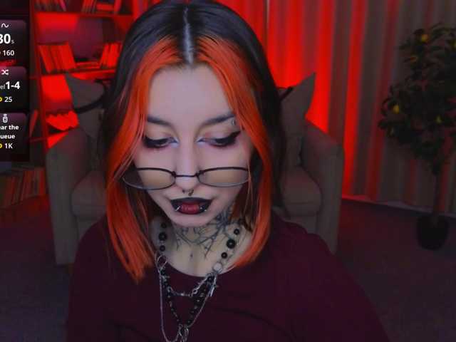 MistressMarcelline live cam on BongaCams