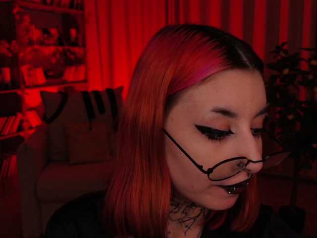 MistressMarcelline live cam on BongaCams