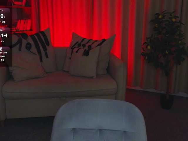 MistressMarcelline live cam