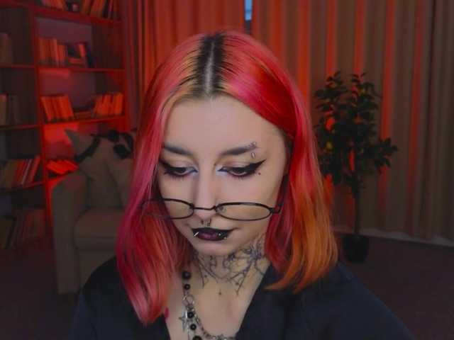 MistressMarcelline live cam on BongaCams