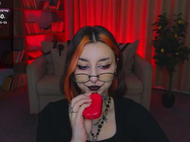 MistressMarcelline live cam on BongaCams