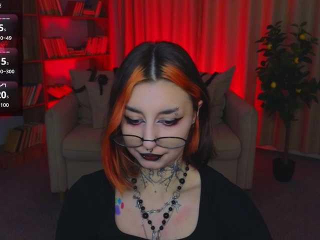 MistressMarcelline live cam on BongaCams