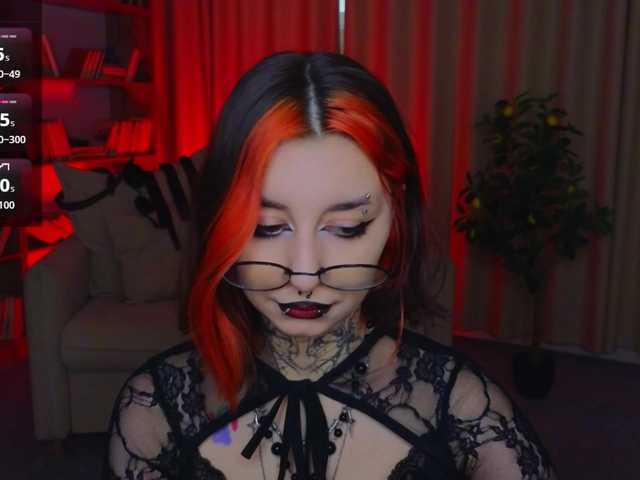 MistressMarcelline live cam on BongaCams