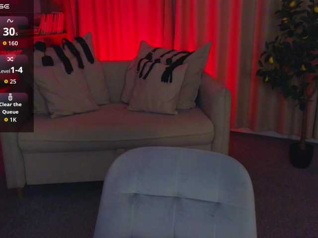 MistressMarcelline live cam