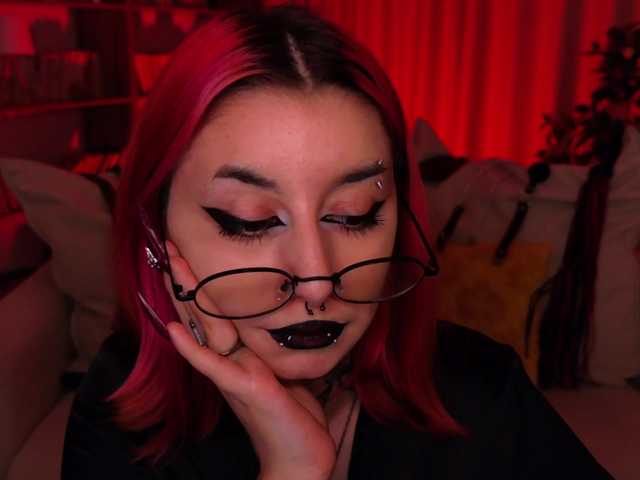 MistressMarcelline live cam on BongaCams
