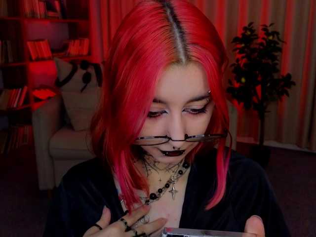 MistressMarcelline live cam on BongaCams