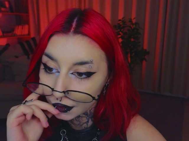 MistressMarcelline live cam on BongaCams