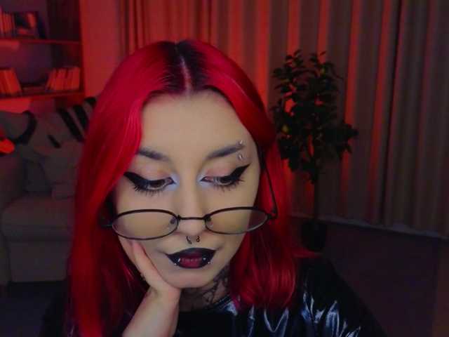 MistressMarcelline live cam on BongaCams