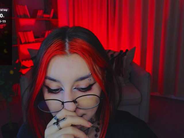 видео MistressMarcelline