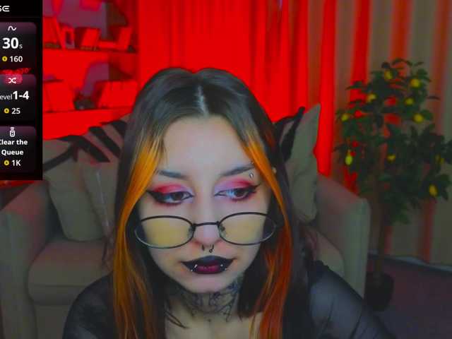 MistressMarcelline's BongaCams show and profile