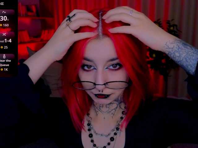 MistressMarcelline live cam on BongaCams
