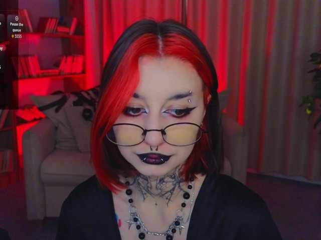  MistressMarcelline chat room