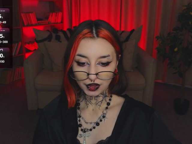 MistressMarcelline live cam on BongaCams