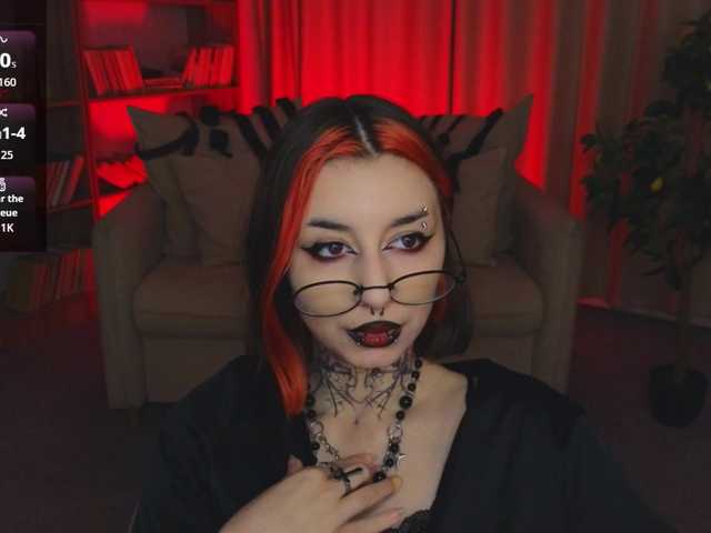 MistressMarcelline live cam on BongaCams