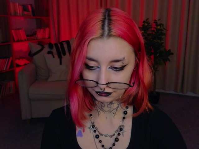 MistressMarcelline live cam on BongaCams