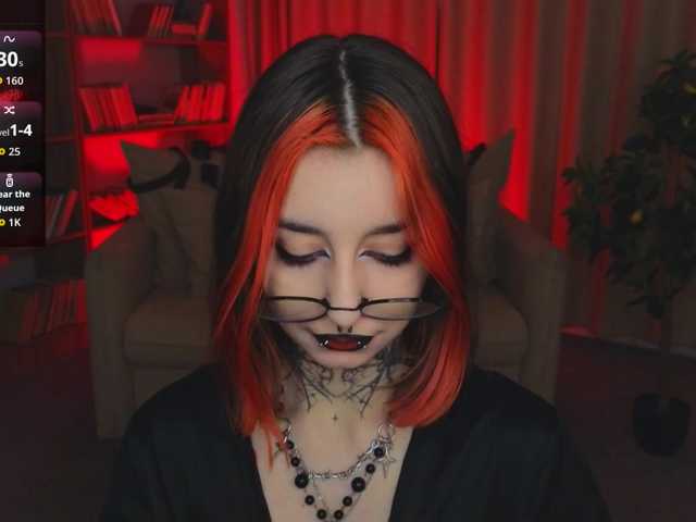 MistressMarcelline live cam on BongaCams
