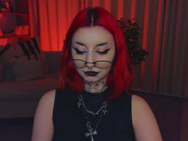 MistressMarcelline live cam on BongaCams