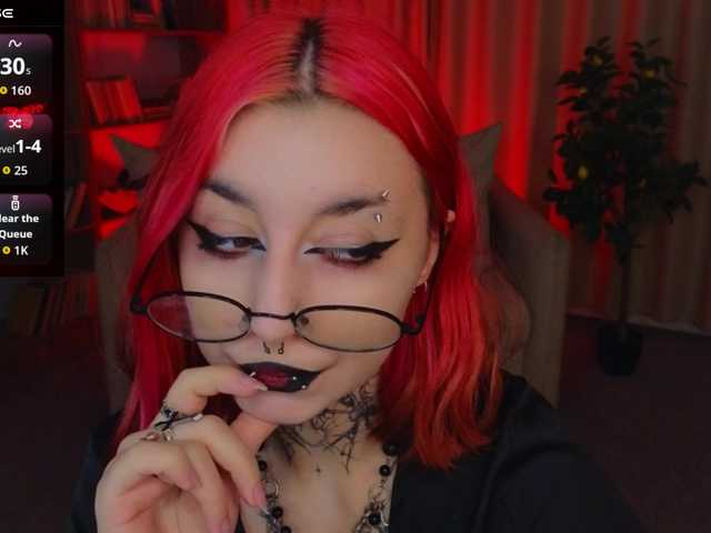 MistressMarcelline live cam on BongaCams