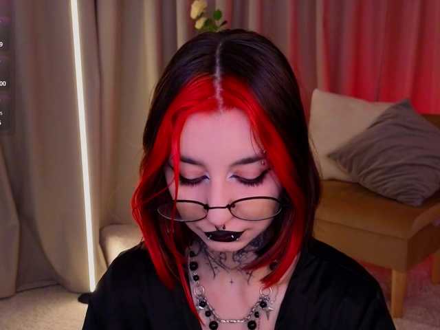 MistressMarcelline chat room