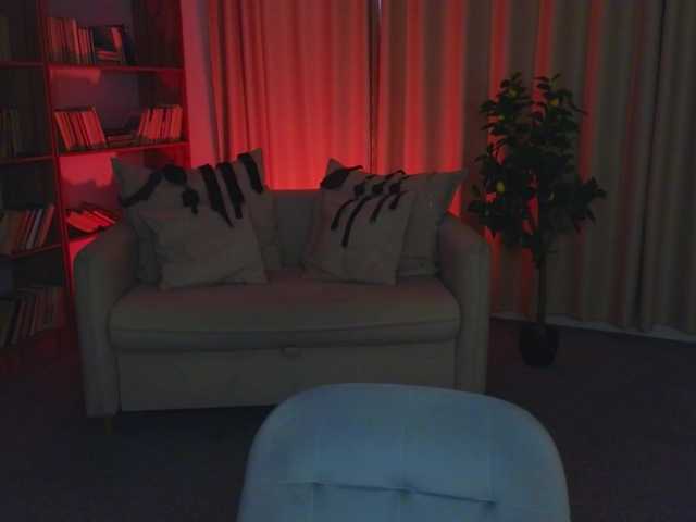 MistressMarcelline live webcam show