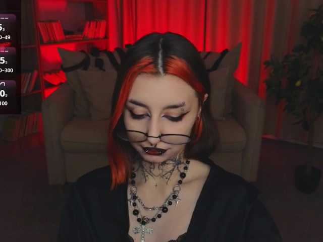 MistressMarcelline live cam on BongaCams