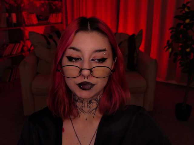 MistressMarcelline live cam on BongaCams