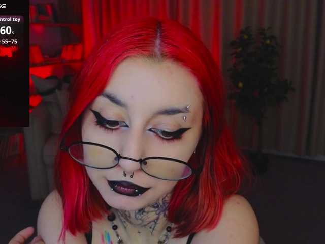 mistressmarcelline live sex