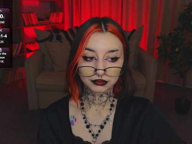 MistressMarcelline live cam on BongaCams