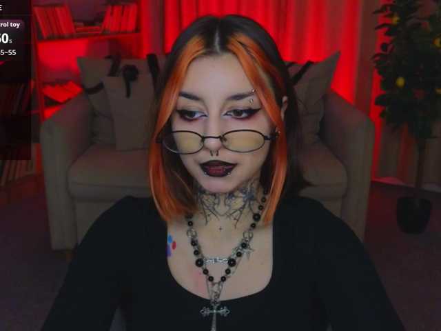 MistressMarcelline live cam on BongaCams