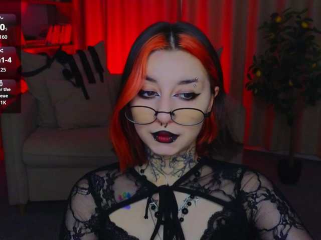 MistressMarcelline live cam on BongaCams