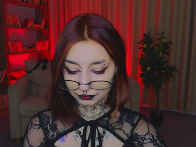 mistressmarcelline online