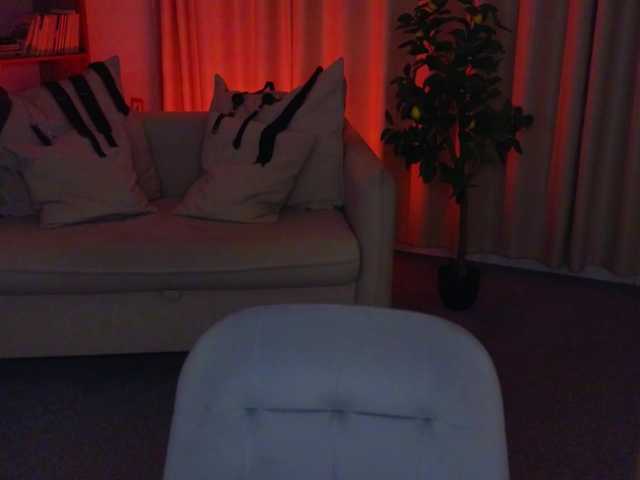 MistressMarcelline live cam