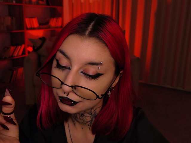 секс с MistressMarcelline