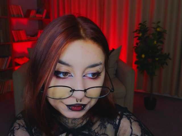 mistressmarcelline online