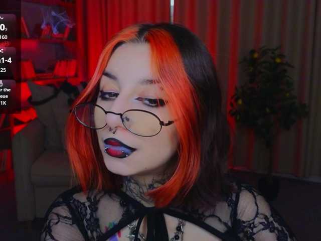 MistressMarcelline live cam on BongaCams