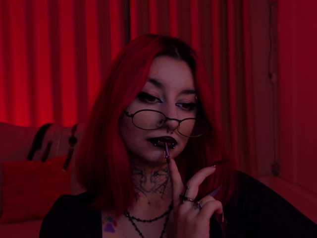 MistressMarcelline live cam on BongaCams