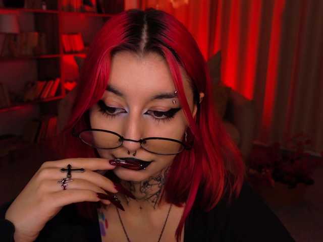 секс с MistressMarcelline
